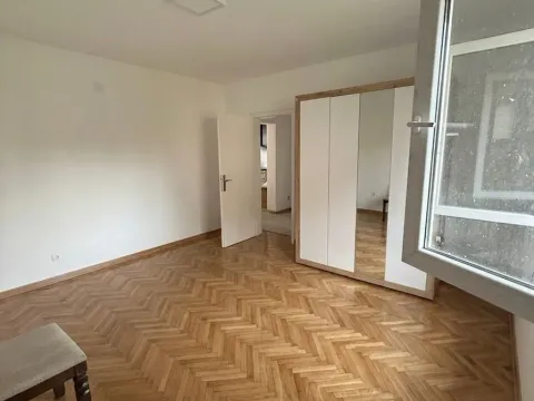 Rent, house, 180m², Palilula Sve Podlokacije, Beograd - image 4