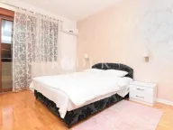 Izdavanje, dvosoban stan, 90m², Preko Morače, Podgorica - image 8