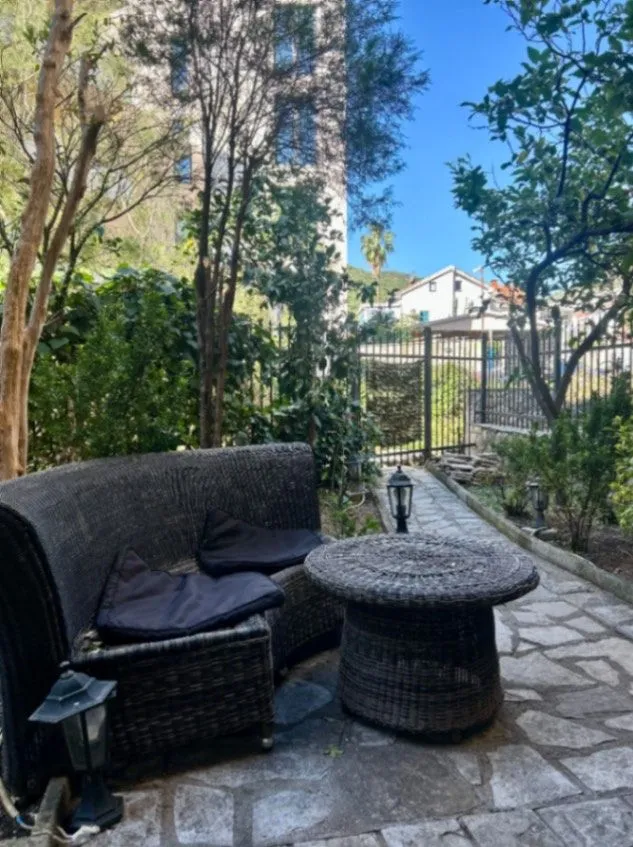 Sale, one bedroom apartment, 39m², Adok, Budva