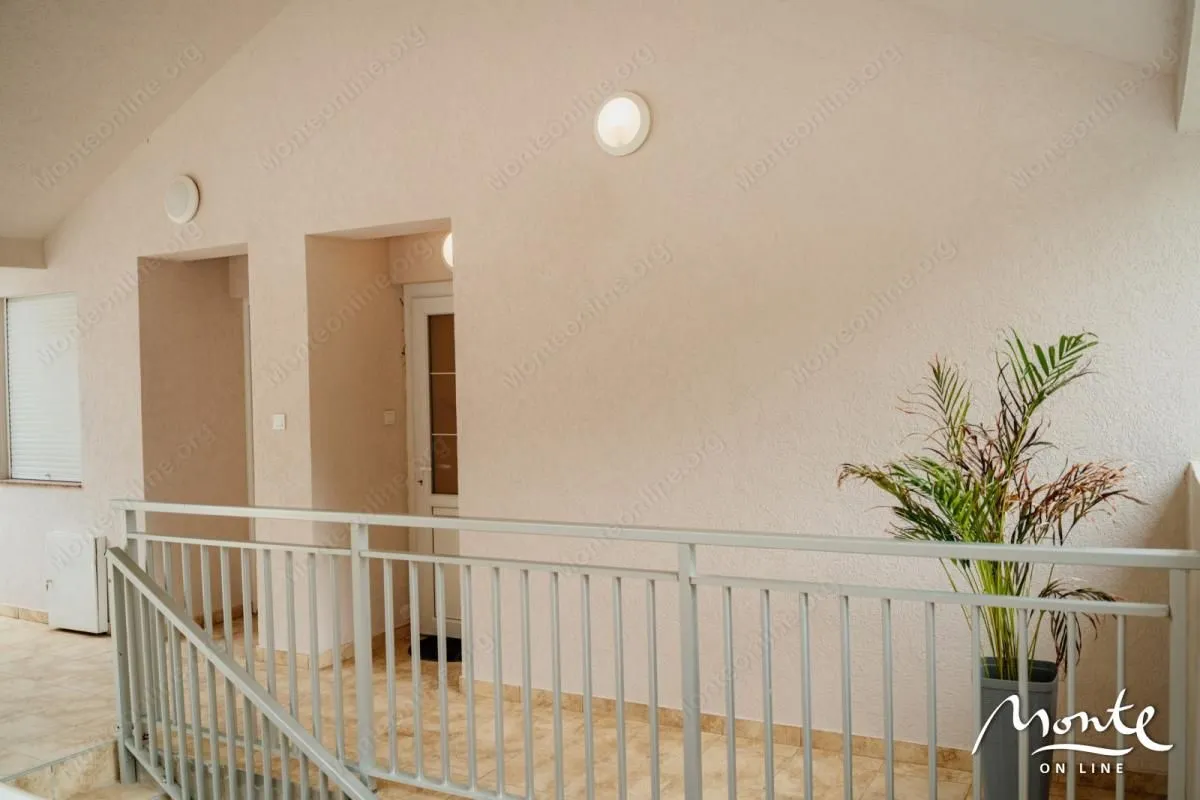 Prodaja, jednosoban stan, 50m², Muo, Kotor