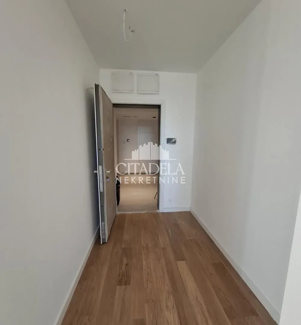 Sale, four bedroom apartment, 175m², Banovo Brdo, Beograd