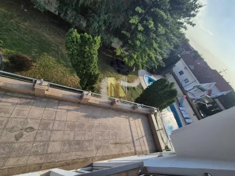 Prodaja, kuća, 248m², Surčin, Beograd - image 19