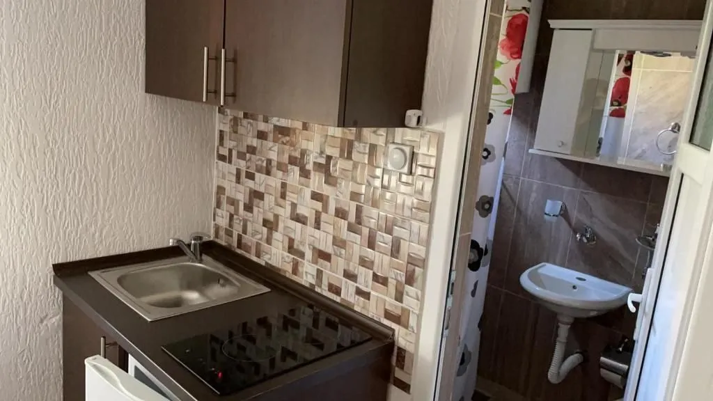 Prodaja, kuća, 350m², Sutomore, Bar
