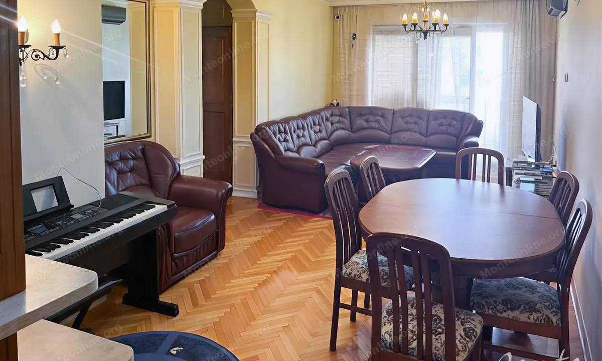 Prodaja, trosoban stan, 114m², Babilonija, Budva