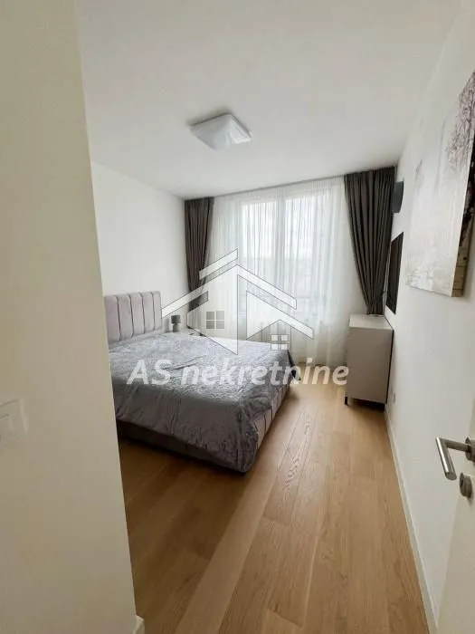 Rent, three bedroom apartment, 84m², Savski Venac, Beograd