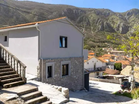 Prodaja, kuća, 160m², Škaljari, Kotor - image 4