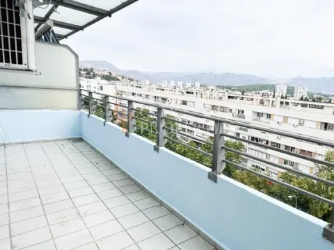 Prodaja, stan, 106m², Preko Morače, Podgorica - image 12