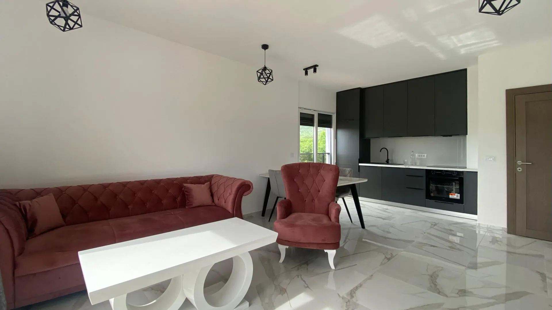 Rent, two bedroom apartment, 65m², Radanovići, Kotor