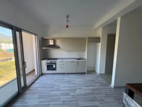 Sale, studio apartment, 44m², Bar, Crna Gora - image 1