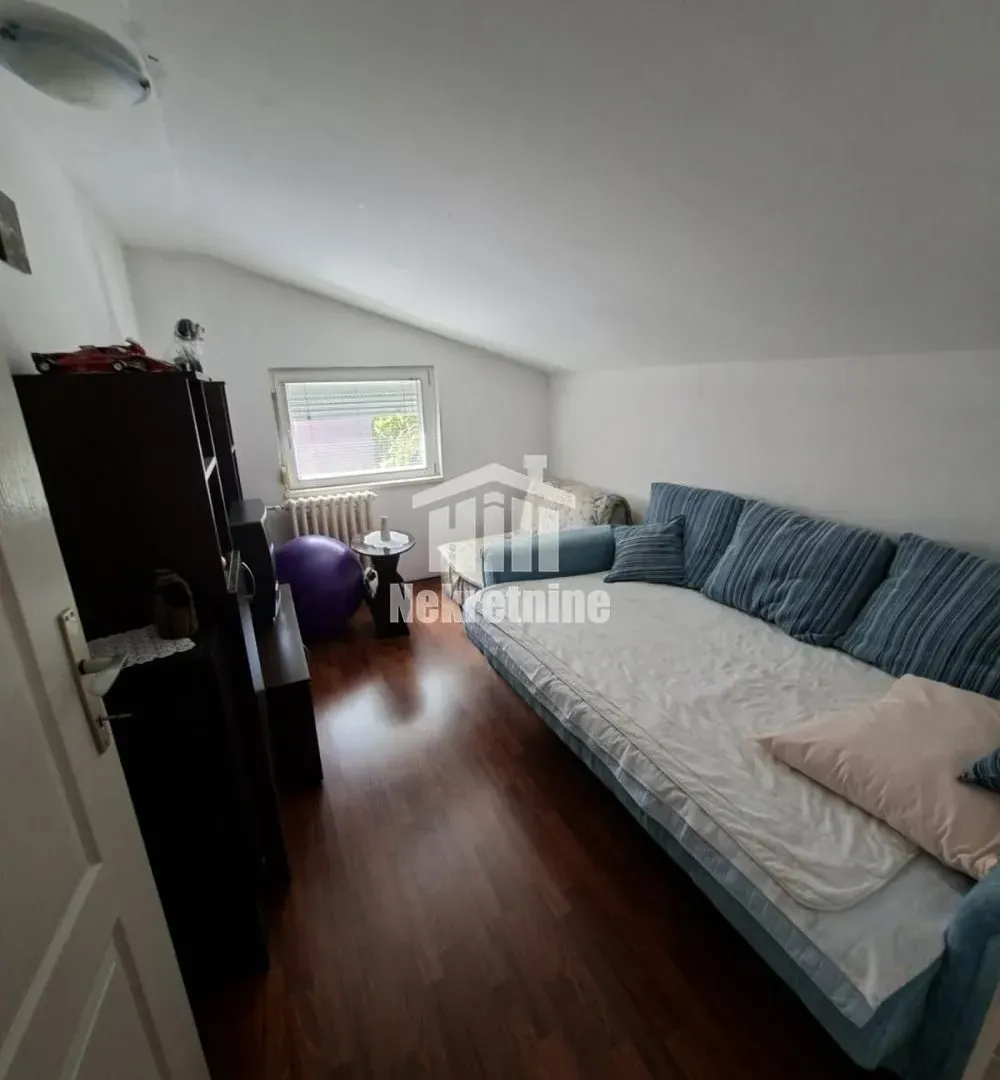 Sale, three bedroom apartment, 78m², Bezanijska Kosa 1, Bežanijska Kosa Sve Podlokacije