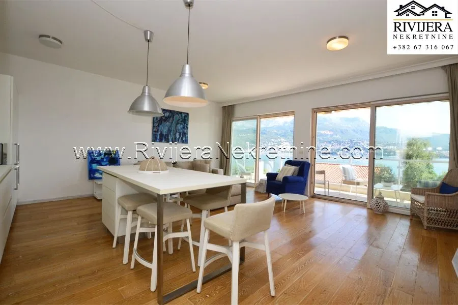 Prodaja, dvosoban stan, 118m², Njivice, Herceg Novi