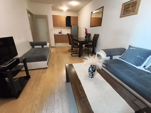 Rent, one bedroom apartment, 48m², City Kvart, Podgorica - image 2