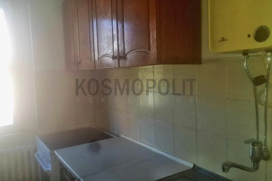 Prodaja, trosoban stan, 74m², Banovo Brdo, Beograd