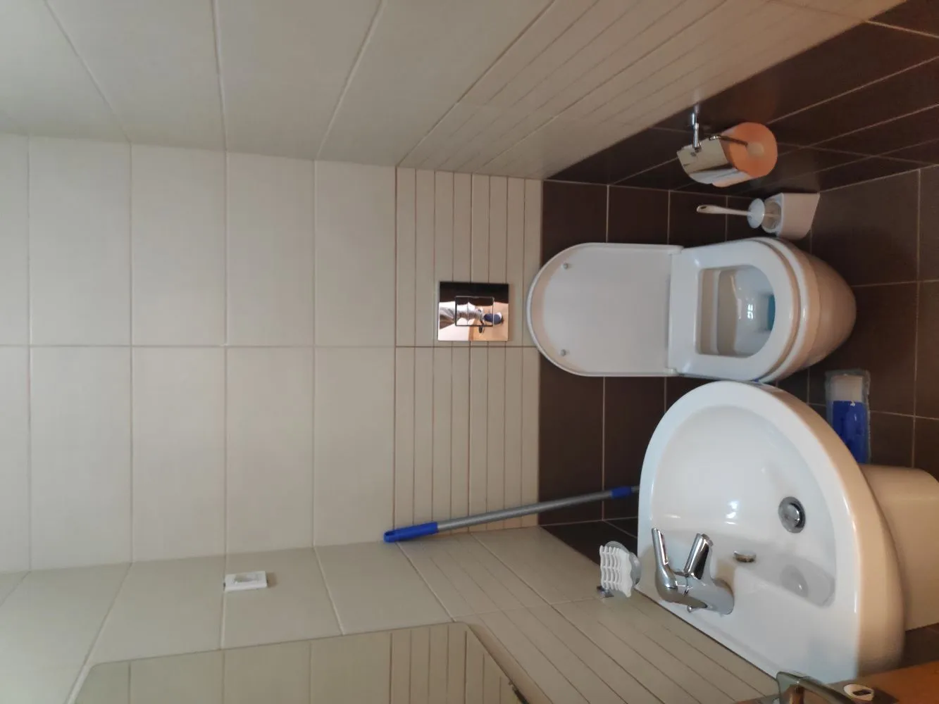Izdavanje, trosoban stan, 95m², Zagorič, Podgorica
