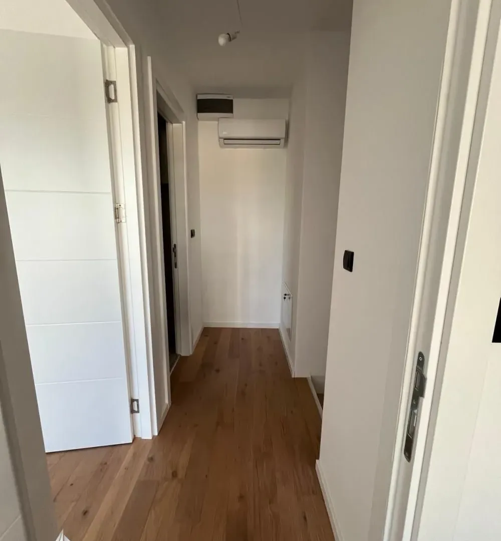 Prodaja, četvorosoban stan, 85m², Vidikovački venac, Rakovica