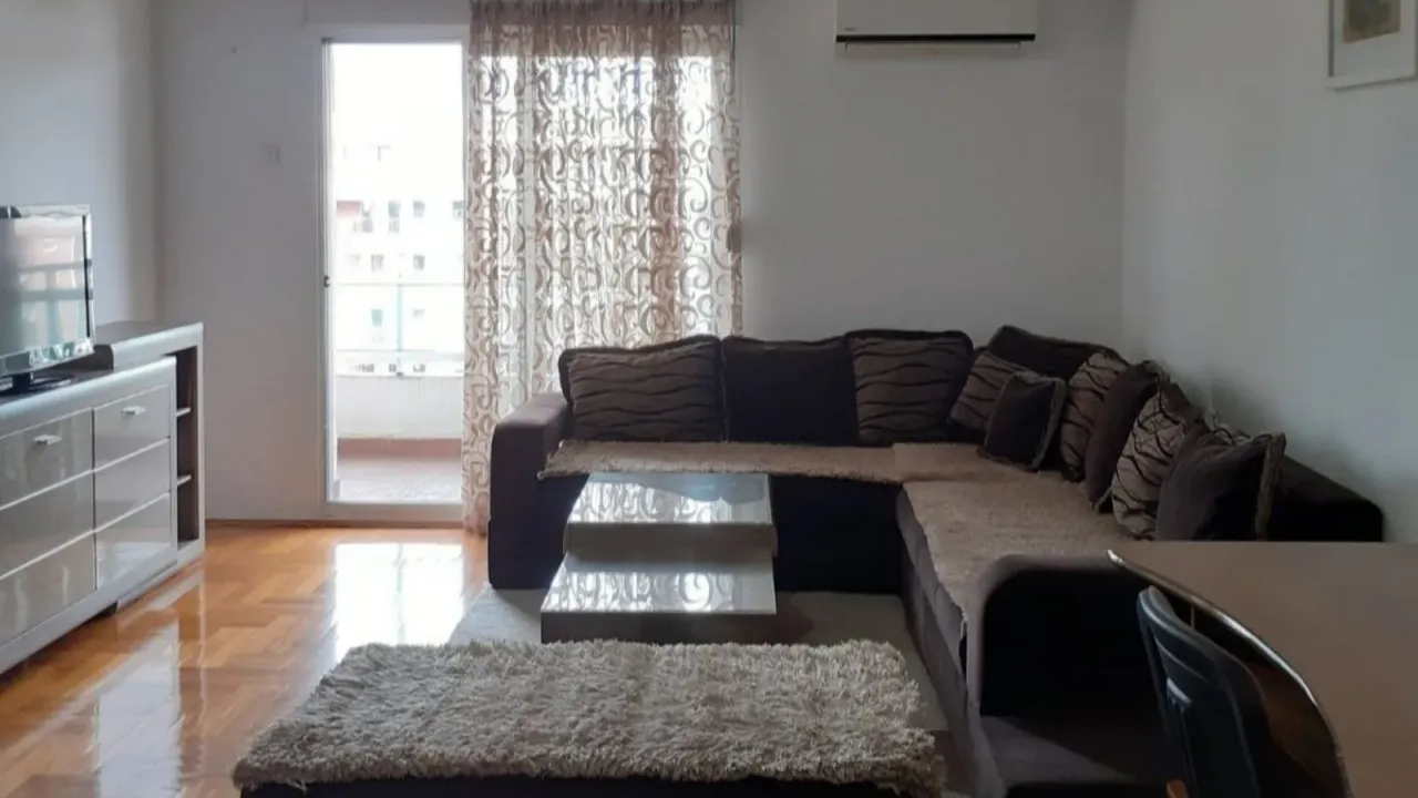 Rent, apartment, 95m², Blok 9, Podgorica