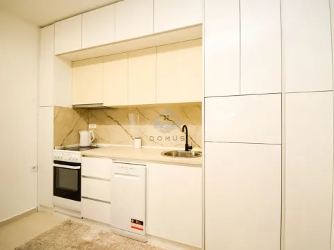 Izdavanje, jednosoban stan, 45m², City Kvart, Podgorica - image 6