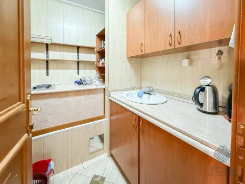 Rent, office space, 150m², Stara Varoš, Podgorica - image 11