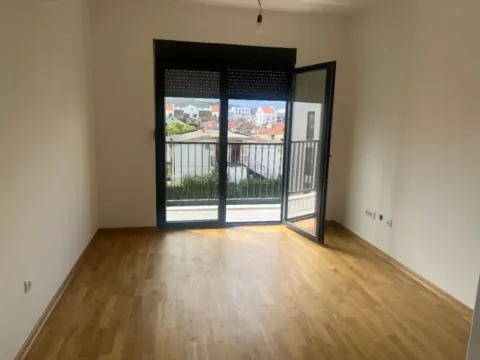 Prodaja, jednosoban stan, 39m², Podgorica, Crna Gora - image 4
