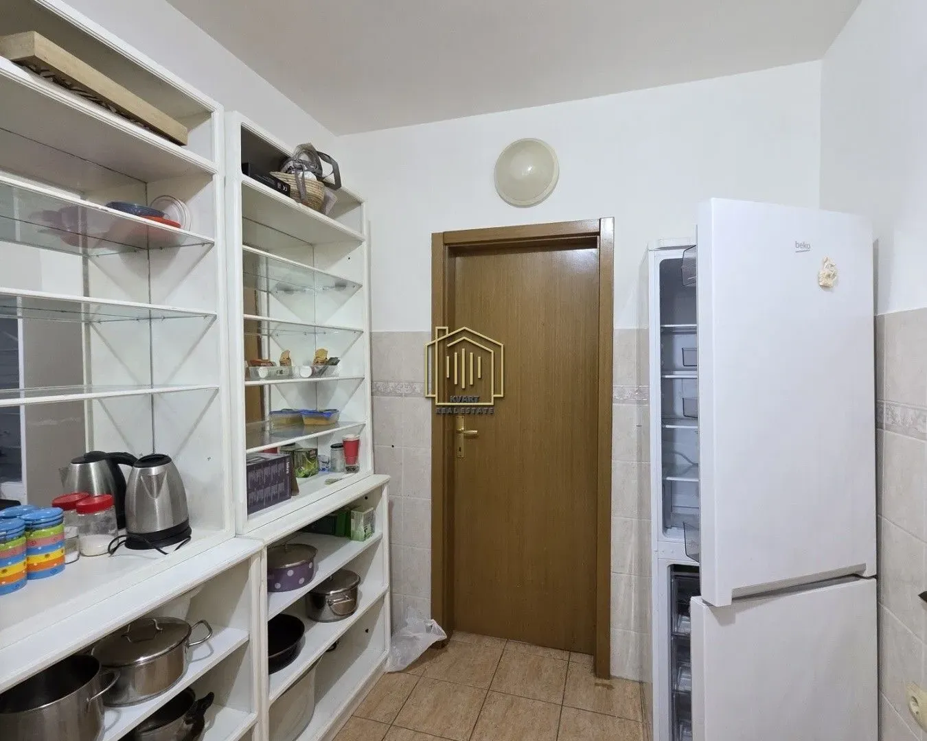 Izdavanje, dvosoban stan, 71m², Zagorič, Podgorica