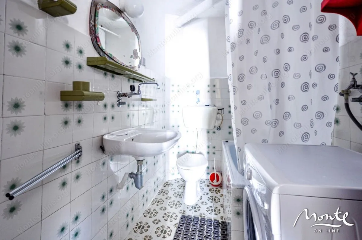 Prodaja, kuća, 168m², Krašići, Tivat