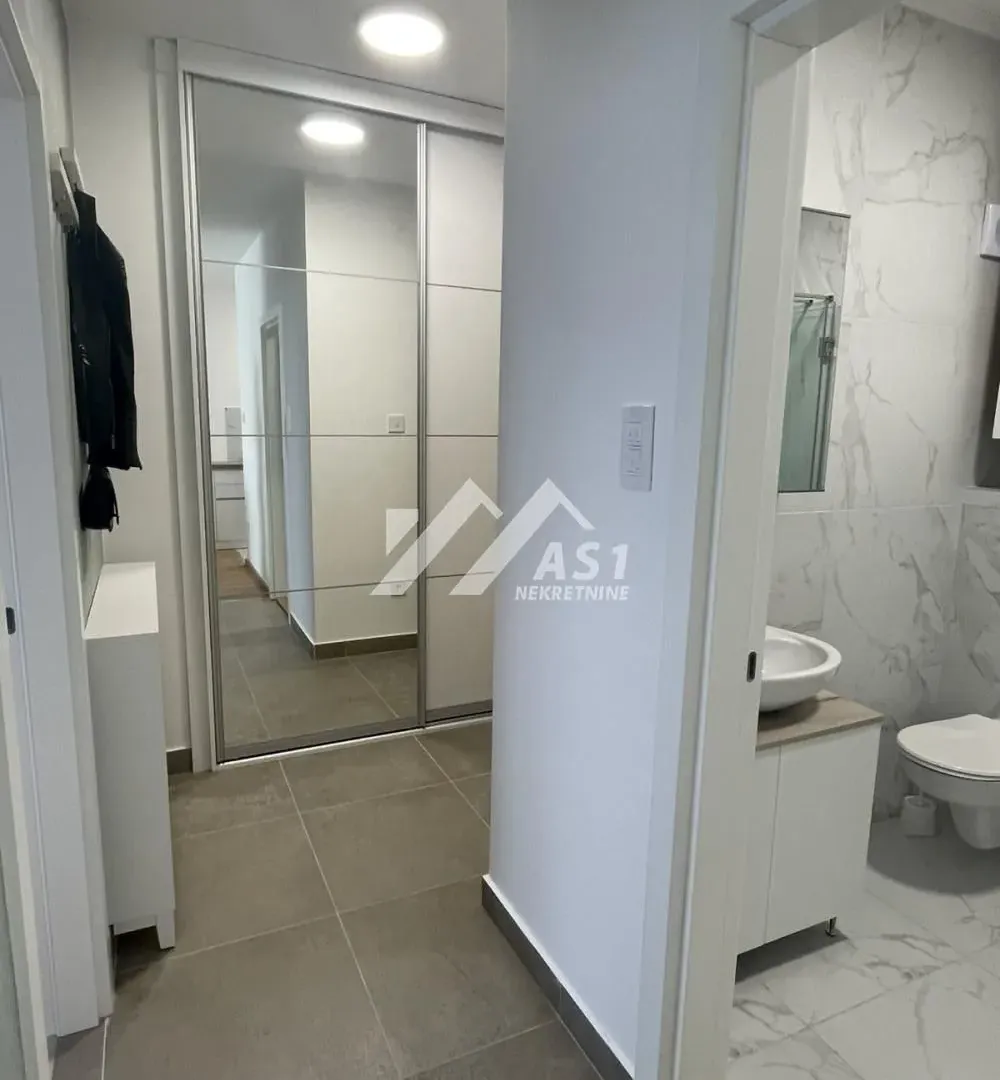 Izdavanje, dvosoban stan, 48m², Avijatičarsko naselje, Novi Sad Sve Podlokacije