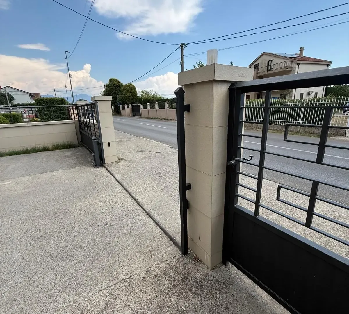 Rent, two bedroom apartment, 65m², Tološi, Podgorica