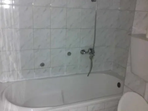 Prodaja, dvosoban stan, 84m², Stari Aerodrom, Podgorica - image 3