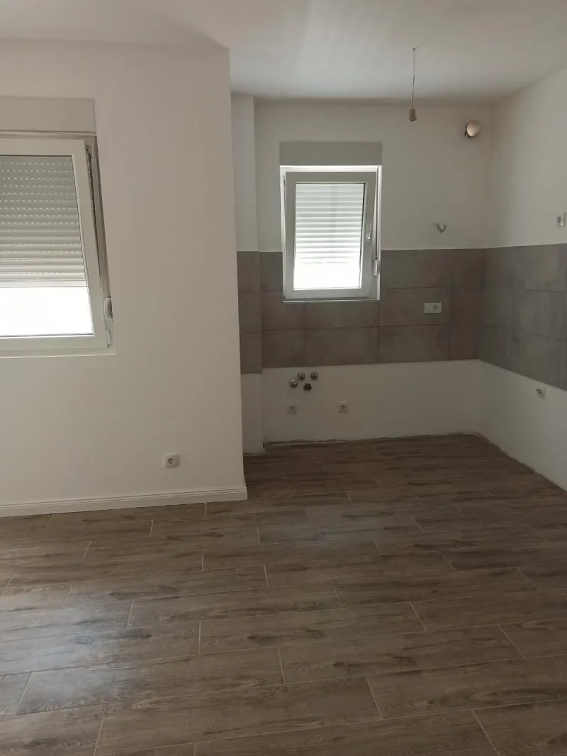 Sale, two bedroom apartment, 44m², Zemun Sve Podlokacije, Beograd