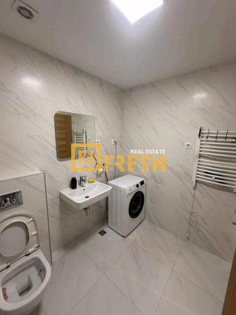 Izdavanje, dvosoban stan, 75m², City Kvart, Podgorica