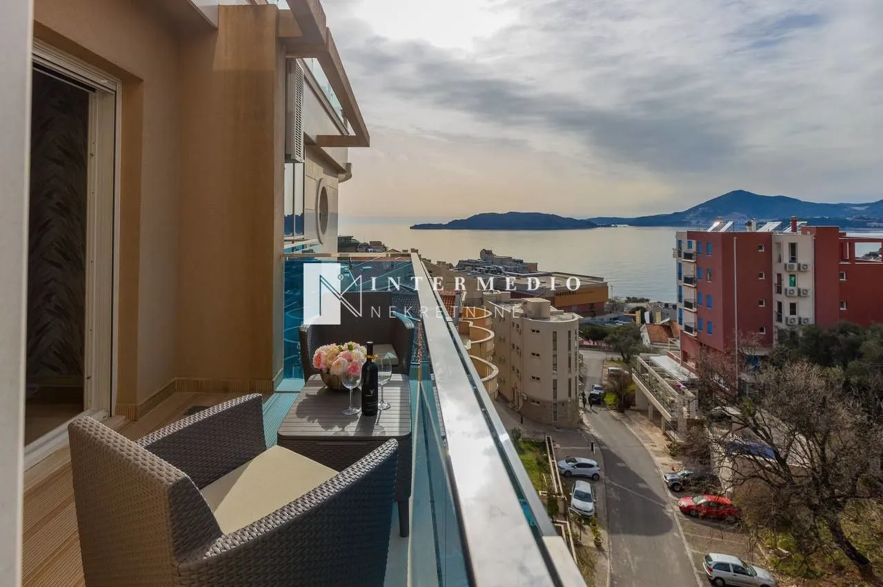 Prodaja, dvosoban stan, 96m², Pržno, Budva