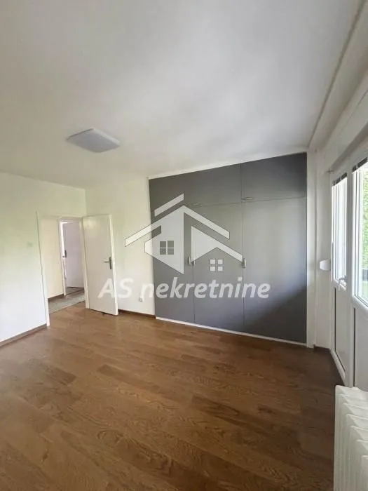 Rent, apartment, 66m², Južni Bulevar, Vračar Sve Podlokacije