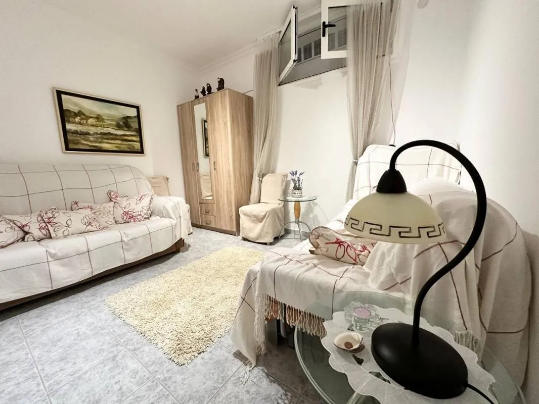 Sale, one bedroom apartment, 50m², Sveti Stefan, Budva