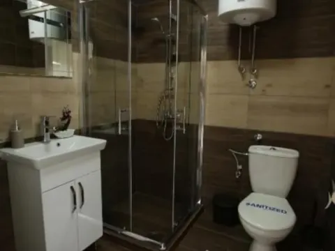 Rent, office space, 320m², Medijana, Niš - image 13