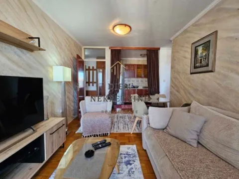 Izdavanje, stan, 53m², Centar, Bar - image 2