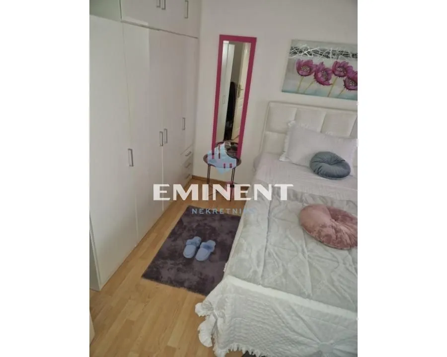 Prodaja, kuća, 219m², Altina, Beograd