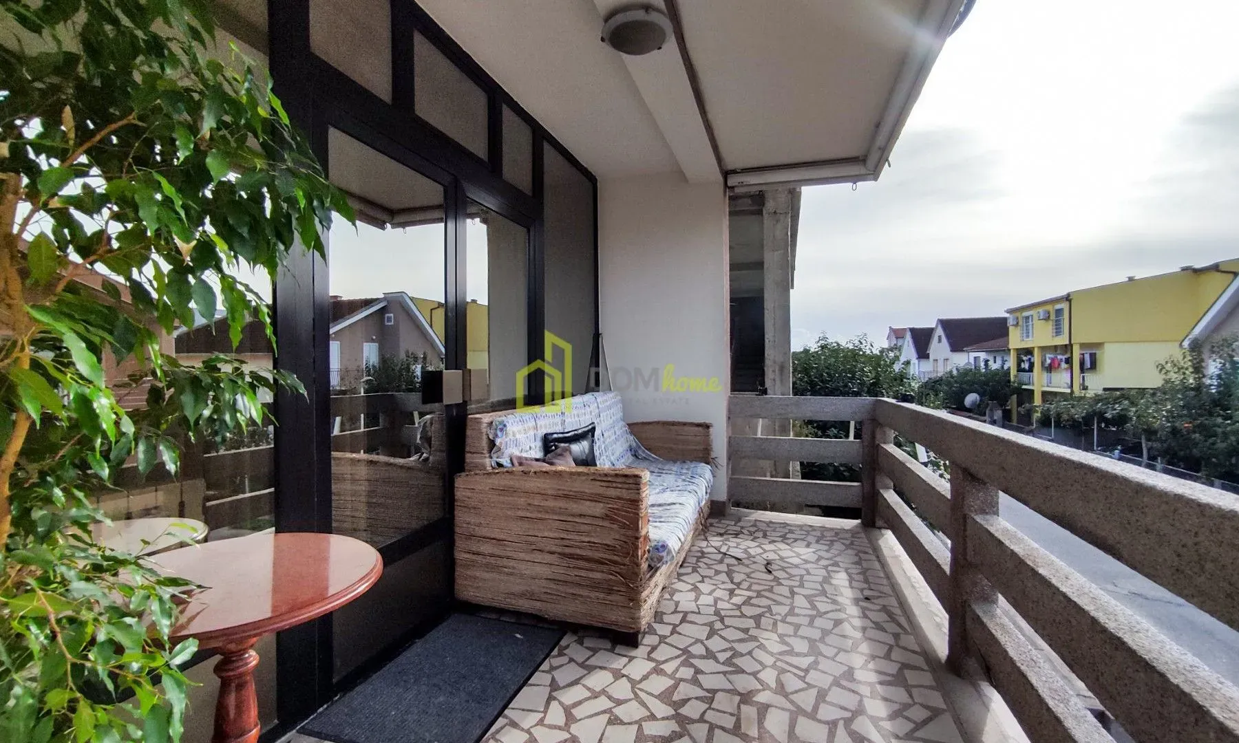 Sale, house, 405m², Stari Aerodrom, Podgorica
