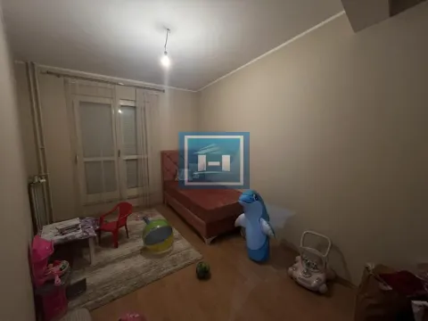 Prodaja, četvorosoban stan, 96m², Centar, Jagodina - image 11