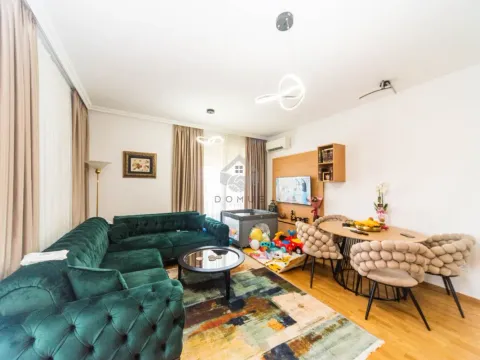 Prodaja, dvosoban stan, 68m², Stari Aerodrom, Podgorica