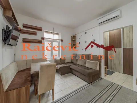 Izdavanje, dvosoban stan, 51m², Stari Grad, Beograd - image 5