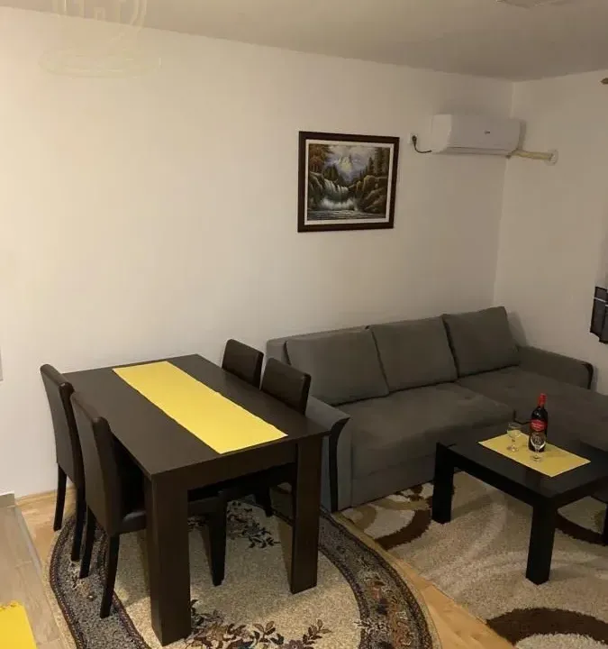 Izdavanje, dvosoban stan, 42m², Telep, Novi Sad Sve Podlokacije