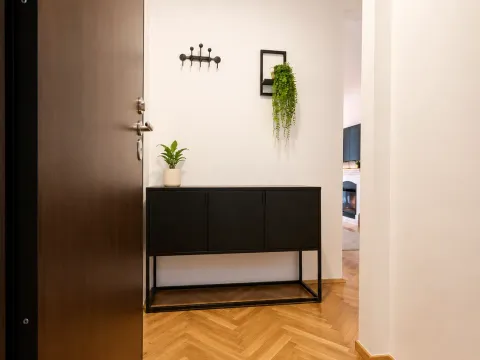 Rent, two bedroom apartment, 52m², Dubovica, Budva - image 9