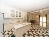 Rent, house, 240m², Donji Kokoti, Podgorica - image 18