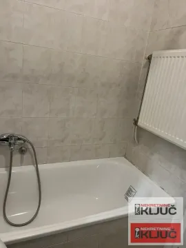 Izdavanje, jednosoban stan, 29m², Bulevar Oslobodjenja, Novi Sad Sve Podlokacije - image 7