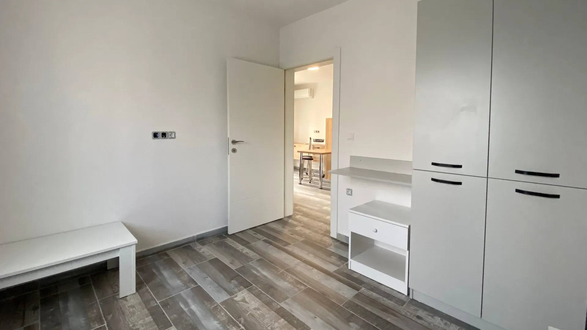 Rent, two bedroom apartment, 60m², Radovići, Tivat
