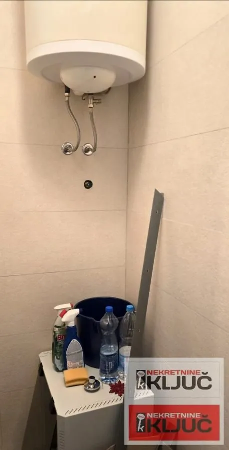 Rent, office space, 300m², Spens, Novi Sad Sve Podlokacije