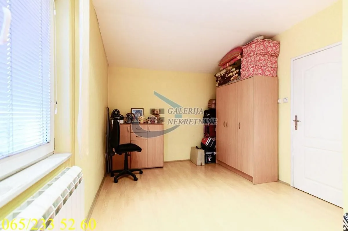 Prodaja, četvorosoban stan, 95m², Brace Jerković, Voždovac Sve Podlokacije