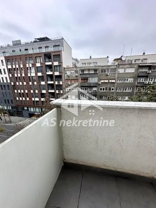 Izdavanje, dvosoban stan, 63m², Sarajevska, Beograd