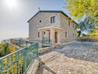 Prodaja, kuća, 388m², Petrovac, Budva - image 1