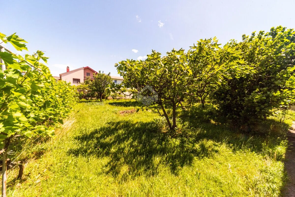 Sale, house, 320m², Zlatica, Podgorica